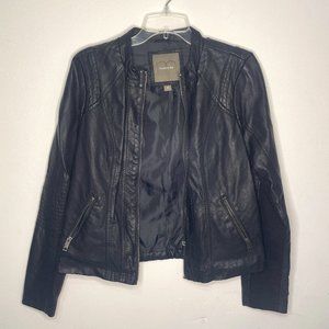 Maurices faux leather jacket womens medium